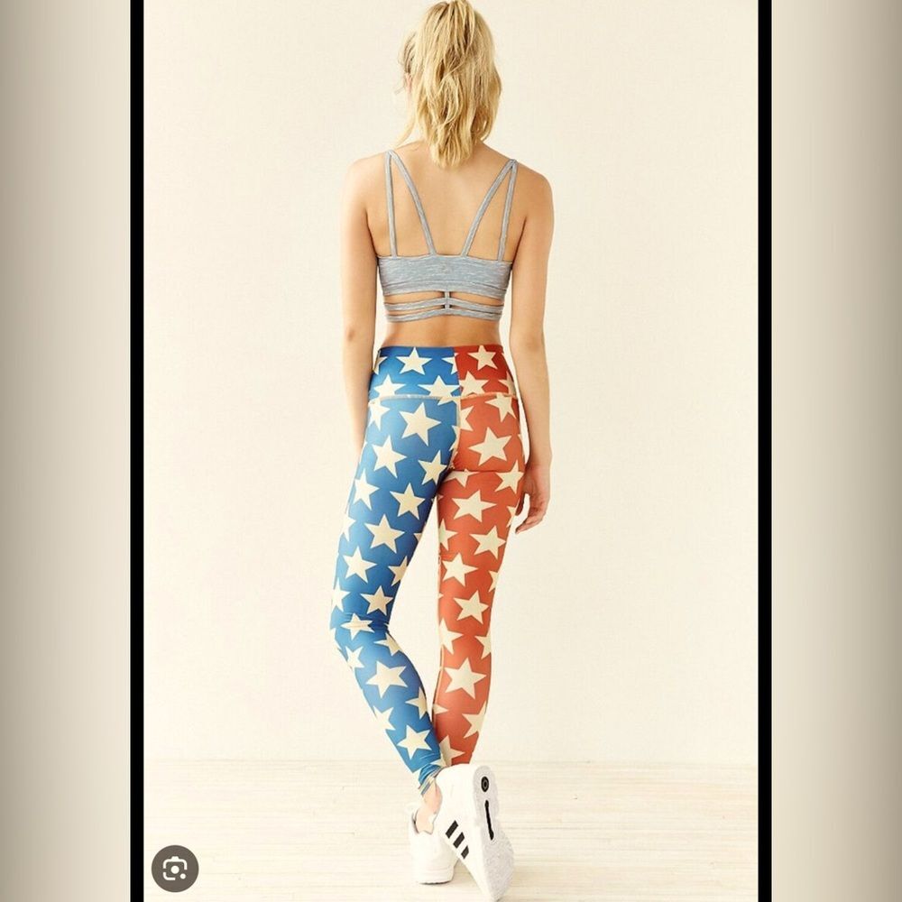 Teeki Womens Size L Star Power Hot Pants Leggings USA Stars Stripes Flag America